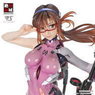 絶対領域 『ヱヴァンゲリヲン新劇場版』真希波・マリ・イラストリアス 1/4 scale