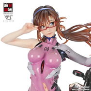 絶対領域 『ヱヴァンゲリヲン新劇場版』真希波・マリ・イラストリアス 1/4 scale