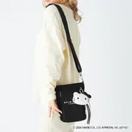 ハローキティ フェイスポーチ付きポシェット