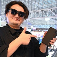 いつでもどこでもゲーム漬け。XRグラス「VITURE Pro 2」で、東京ゲームショウの待機時間中にも『鬼武者 Way of the Sword』に没頭！