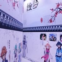 気鋭の制作会社・絵梦 AJブース出展で「霊剣山」「CHEATING CRAFT」など作品パネルを展示