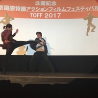 「破裏拳ポリマー」坂本浩一監督、早くも続編に意欲 公開記念映画祭レポート