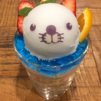 ぷかぷかぼのちゃんパフェ 価格：1,000円＋税(C)いがらしみきお / 竹書房・フジテレビ・エイケン