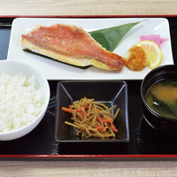 ガルガイダー定食　950円（税込み）(Ｃ)POT（冨樫義博）1998年－2011年 (Ｃ)VAP・日本テレビ・マッドハウス