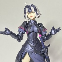 『FGO』のジャンヌ・ダルク[オルタ]がfigmaに登場、あの特徴的な「呆れ顔」も見事に再現！