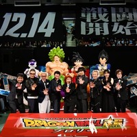 「ドラゴンボール超」野沢雅子ら声優陣、日本武道館で5000人のファンとかめはめ波！「感動しています！」 画像
