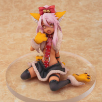 「クロエ ビーストstyle」13,000円（税抜）(C) 2015 ひろやまひろし・TYPE－MOON／KADOKAWA／「プリズマ☆イリヤ ツヴァイヘルツ！」製作委員会