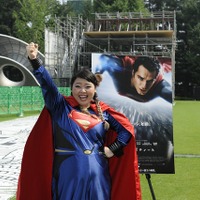 「マン・オブ・スティール」公開迫るなか　女芸人・渡辺直美がスーパーマンに大変身 画像