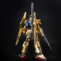 「HG 1/144 ガンダムベース限定 百式［ゴールドコーティング］」4,320円（税込）（C）創通・サンライズ