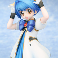 「1/7スケールフィギュア　ギャラクシーエンジェル『ミント・ブラマンシュ』」14,000円（税別）（C）ブロッコリー・バンダイビジュアル