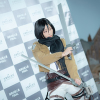 宇垣美里、「進撃の巨人」ミカサのコスプレ姿披露！ ミニ巨人を駆逐する一幕も【写真42枚】