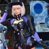 幕張メッセが特異点になる「FGOフェス2019」が開幕！マスターを出迎える公式コスプレイヤーと着ぐるみ速報【写真50枚】