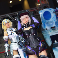 幕張メッセが特異点になる「FGOフェス2019」が開幕！マスターを出迎える公式コスプレイヤーと着ぐるみ速報【写真50枚】