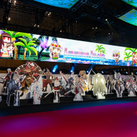 幕張メッセが特異点になる「FGOフェス2019」が開幕！マスターを出迎える公式コスプレイヤーと着ぐるみ速報【写真50枚】