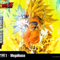 「メガプレミアムマスターライン ドラゴンボールZ 孫悟空（超サイヤ人）」通常版127,000円（税別）DX版155,000円（税別）（C）バードスタジオ／集英社・東映アニメーション（C）バードスタジオ／集英社・東映アニメーション