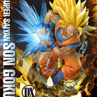 「メガプレミアムマスターライン ドラゴンボールZ 孫悟空（超サイヤ人）」通常版127,000円（税別）DX版155,000円（税別）（C）バードスタジオ／集英社・東映アニメーション（C）バードスタジオ／集英社・東映アニメーション