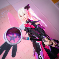 【注目コスプレイヤー】「Fate」天使過ぎる魔法少女・イリヤ降臨！ 「推しポイントはとにかくギャップ萌え」【写真15枚】