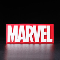 「Marvel/Marvel Comic l ロゴ T シャツ＆ロゴフィギュア」7,480 円(税込）（C） MARVEL.