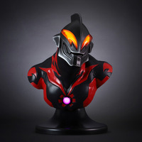 「ULTRAMAN ARCHIVES CLASSIC ARTS SUIT SIZE BUST ウルトラマンベリアル」198,000円(税抜) （C）TSUBURAYA PRODUCTIONS