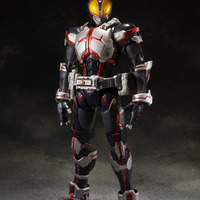 「S.I.C. 仮面ライダーファイズ」13,200円（税込）（C）石森プロ・東映