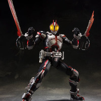 「S.I.C. 仮面ライダーファイズ」13,200円（税込）（C）石森プロ・東映