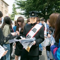 早稲田大学の入学式に現れた島耕作