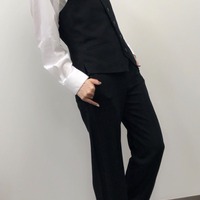 小松未可子、「声優と夜あそび」男装オフショットに「イケメンすぎる」と絶賛の嵐 画像