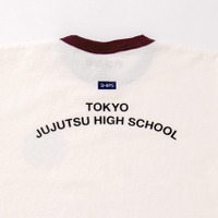 「呪術高専リンガーTシャツ」大人用のみ：5,500円（税込）（C）芥見下々／集英社・呪術廻戦製作委員会