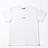 「呪術廻戦 バックプリントTシャツ 五条悟」大人用：5,500円（税込）／子供用：4,400円（税込）（C）芥見下々／集英社・呪術廻戦製作委員会