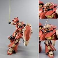 「HG 1/144 メッサーF02型」3,190円（税込）（C）創通・サンライズ