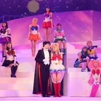 『ミュージカル「美少女戦士セーラームーン」かぐや姫の恋人』ゲネプロ舞台写真（C）武内直子・PNP／ミュージカル「美少女戦士セーラームーン」製作委員会2021