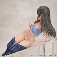 「細身の彼女」illustrated by うなさか 1/6スケール 塗装済み完成品フィギュア　(C)うなさか