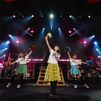 堀江由衣 LIVE TOUR 2022 文学少女倶楽部II～放課後リピート～」最終公演 photo：草刈雅之