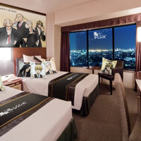 「東リベ」マイキー、千冬、場地たちが“黒スーツ”でおもてなし♪ 新横浜プリンスホテルでコラボ開催 画像