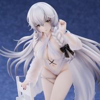 「『アズールレーン』ハーマイオニー ピュアホワイトホリデーVer.」22,000円（税込）（C）2017 Manjuu Co.,Ltd. & Yongshi Co.,Ltd. All Rights Reserved.（C）2017 Yostar, Inc. All Rights Reserved.