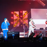 「ヒプノシスマイク -Division Rap Battle-8th LIVE 《CONNECT THE LINE》to Buster Bros!!!」公演初日オフィシャル写真 Photo by: 粂井健太（C）King Record Co., Ltd. All rights reserved.