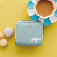 「サンリオ」パステルカラーがかわいい♪ シナモロールが二つ折りの財布になって登場！ 画像