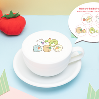 「すみっコぐらしカフェ～　ようこそ！たべもの王国～」ほっとカフェラテ（C）2023 San-X Co., Ltd. All Rights Reserved.