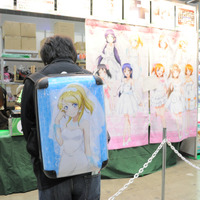 ブロッコリーでは、ラブライブカーテンver3やかしこいカワイイエリーチカのバッグが登場＠AnimeJapan2015