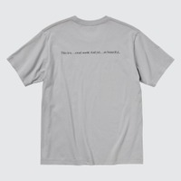 『進撃の巨人』× UT コラボTシャツ「壁から覗く巨人」（C）諫山創／講談社