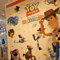 【ディズニー】おもちゃの部屋へようこそ！「トイ・ストーリー」スペシャルカフェが東京・大阪・名古屋の三大都市に期間限定オープン 画像