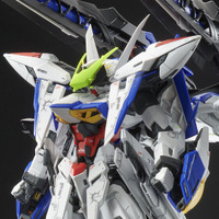 ガンプラ「エクリプスガンダム」「ジョニー・ライデン専用ザクII」など10商品がラインナップ！本日9月1日11時よりプレバンにて予約受付開始