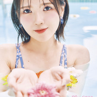 鬼頭明里写真集 「my pace」予価：3,520円（税込）