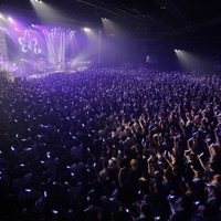 藍井エイル、相川七瀬と初共演！ ツアーファイナルで「BREAK OUT!」を歌い上げる