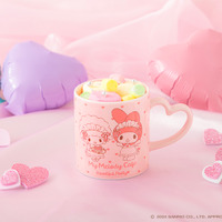 マイメロディ50周年記念テーマカフェメニュー「・ましゅまろほっとみるく・」（C）2024 SANRIO CO., LTD. APPROVAL NO. L654057