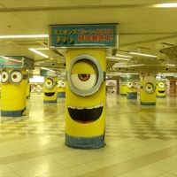 大阪駅前地下街に29のミニオン達　「ミニオンズ」Blu-ray&DVD発売記念 画像