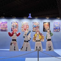 ホロライブの大イベント「hololive SUPER EXPO 2025」行った気分になるかもしれないフォトレポート―等身大フィギュアなど新グッズからメリーゴーランドも！