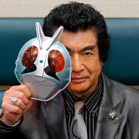 「東島丹三郎は仮面ライダーになりたい」第1話で藤岡弘、が本郷猛の声で出演！小西克幸との対談も公開「最高ですね、本当に」 画像