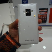 「AQUOS PHONE ZETA SH-02E」