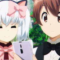 秋アニメ「終末ツーリング」廃墟の秋葉原で“執事とメイド”のコスプレで大盛り上がり♪ 第4話先行カット 画像